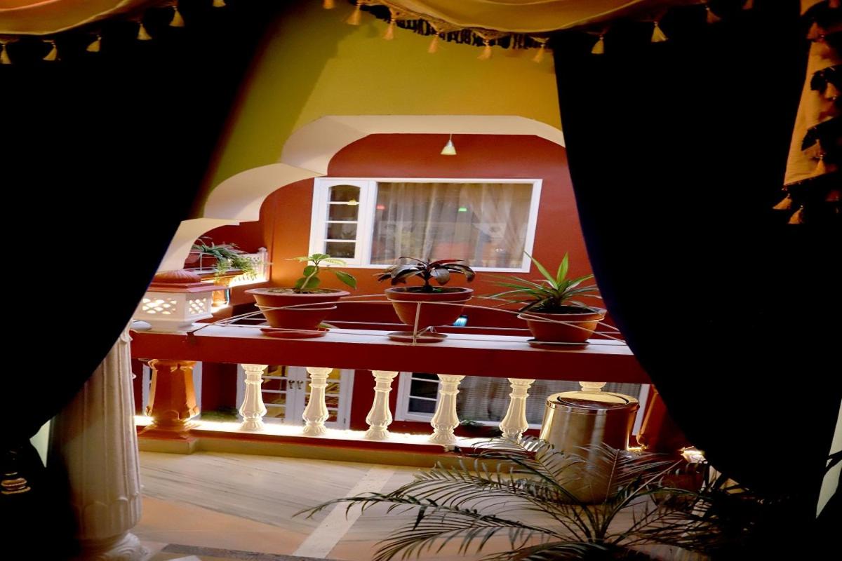 Ganesha Palace - Housity