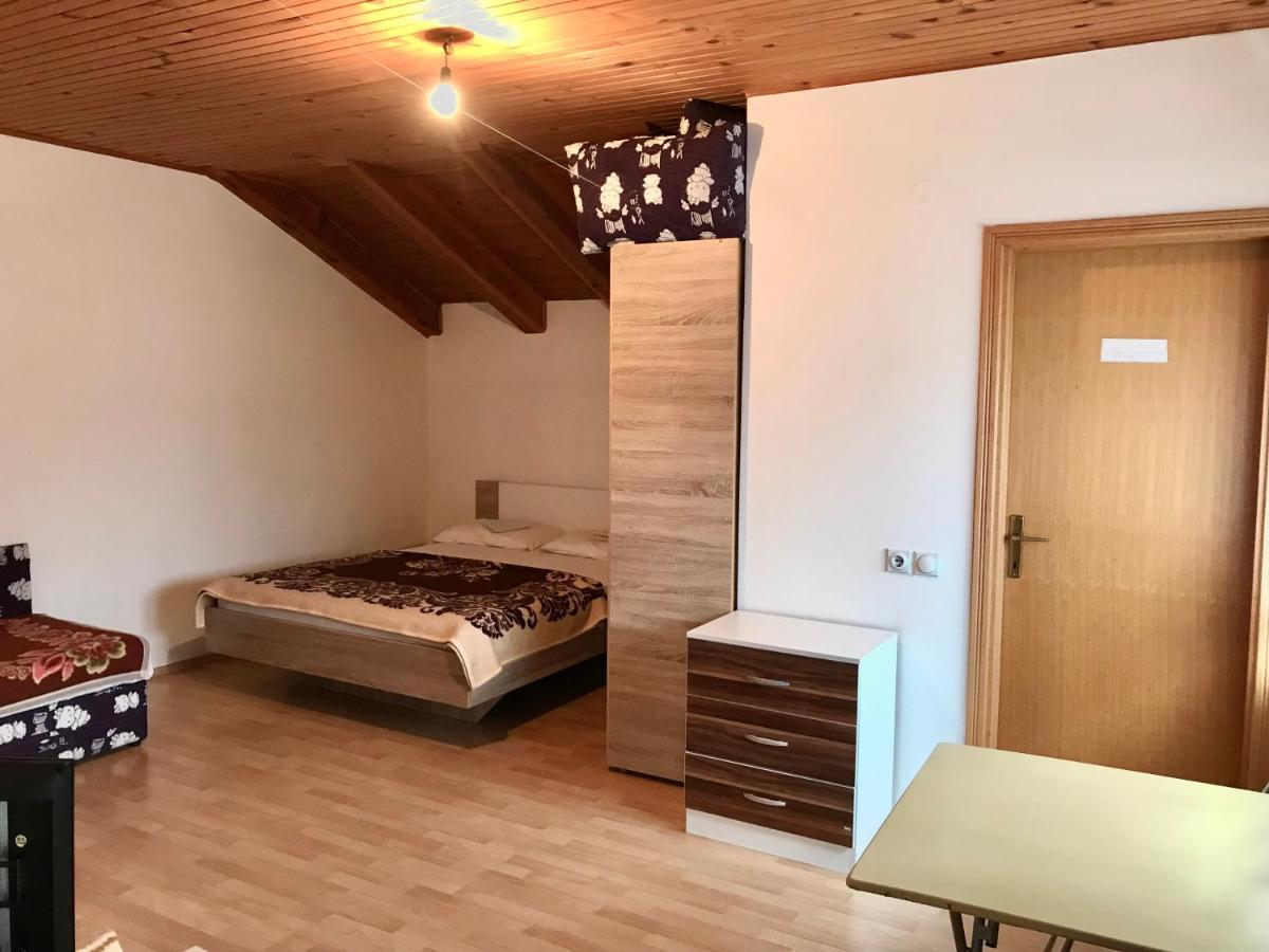 Sobe Markočević - Housity