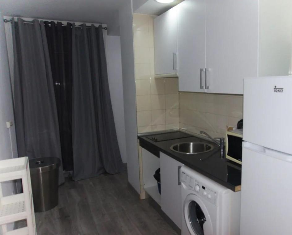 Estudio en Plaza Vara del Rey - Housity