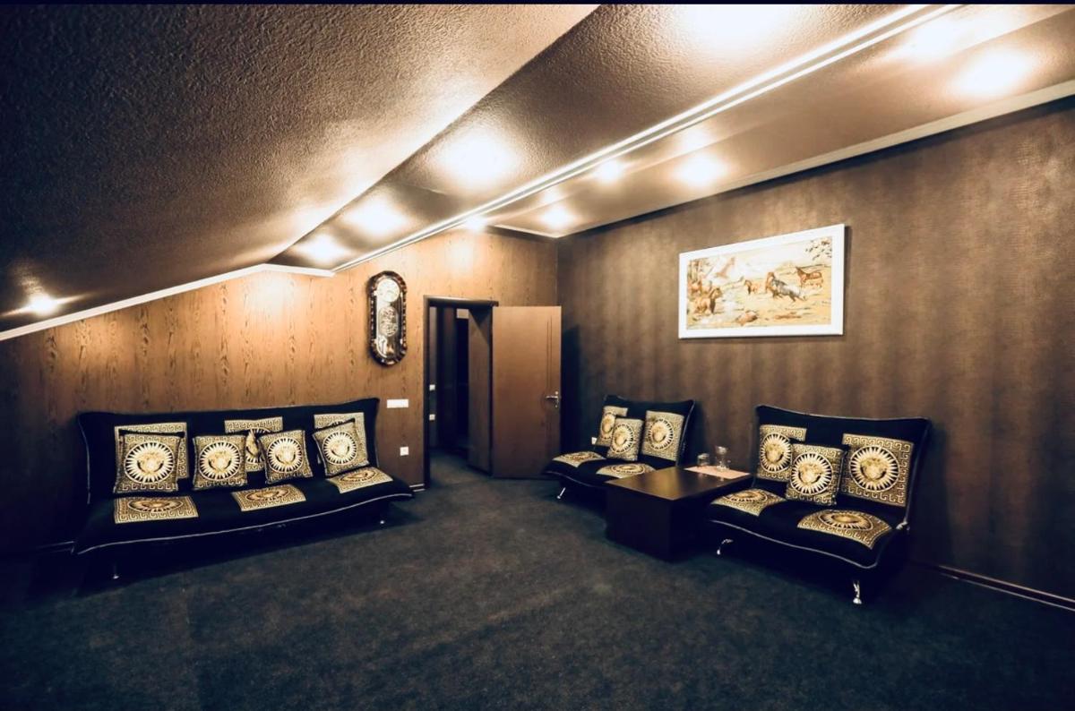 Vertikal Hotel - Housity