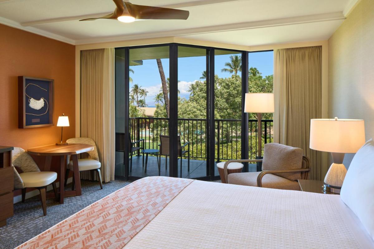 OUTRIGGER Kāʻanapali Beach Resort - Housity