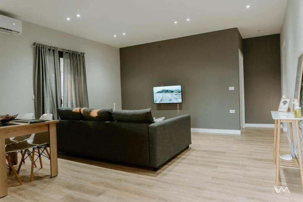 Suitetrails - FSM APARTMENTS PERDIKA