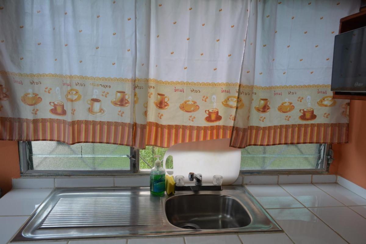 Apartamentos y Hostal RUDON - Housity