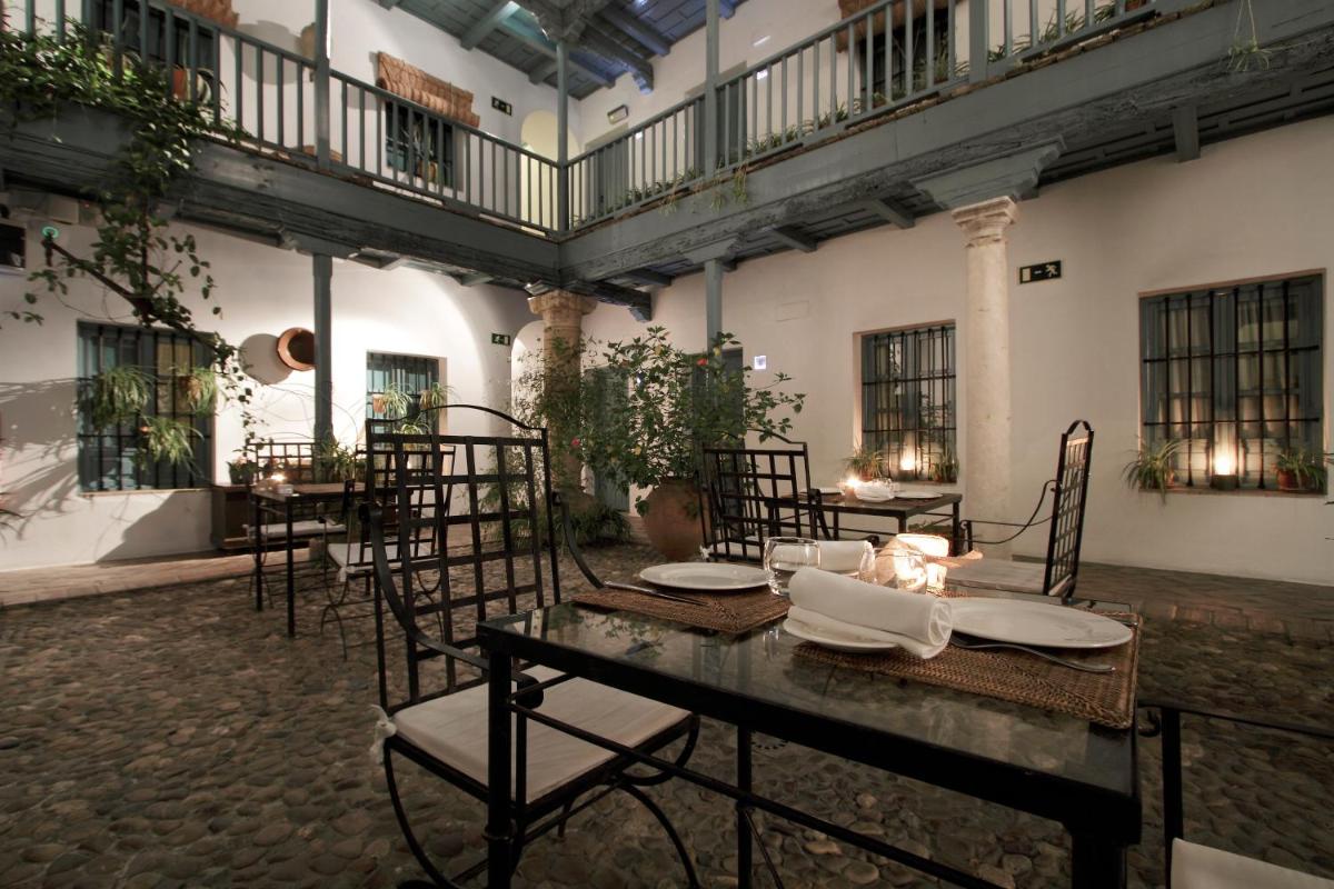 Zona de estar de Hospes Las Casas del Rey de Baeza, a Member of Design Hotels