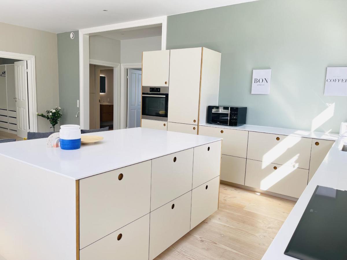 aday - 2 bedroom with modern kitchen and free parking - Housity