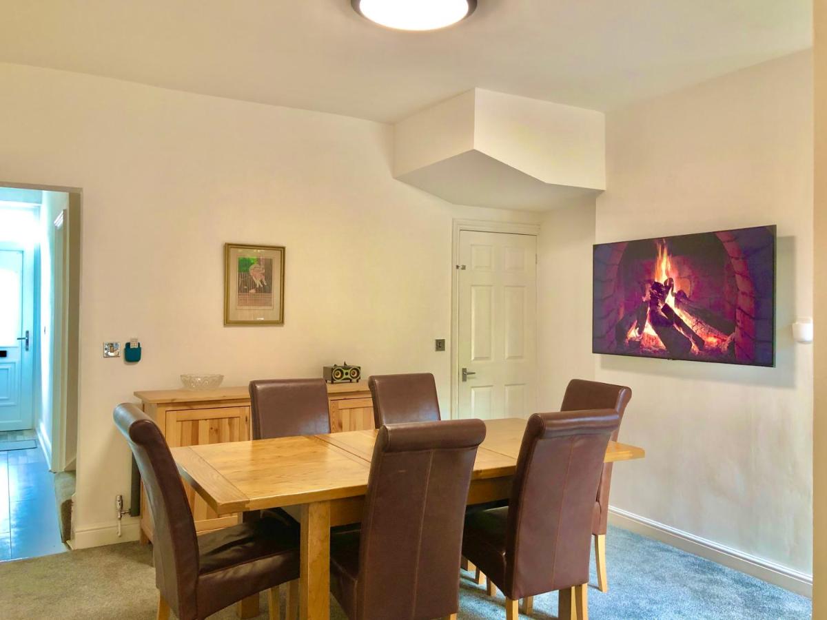 Garden Villa - Housity