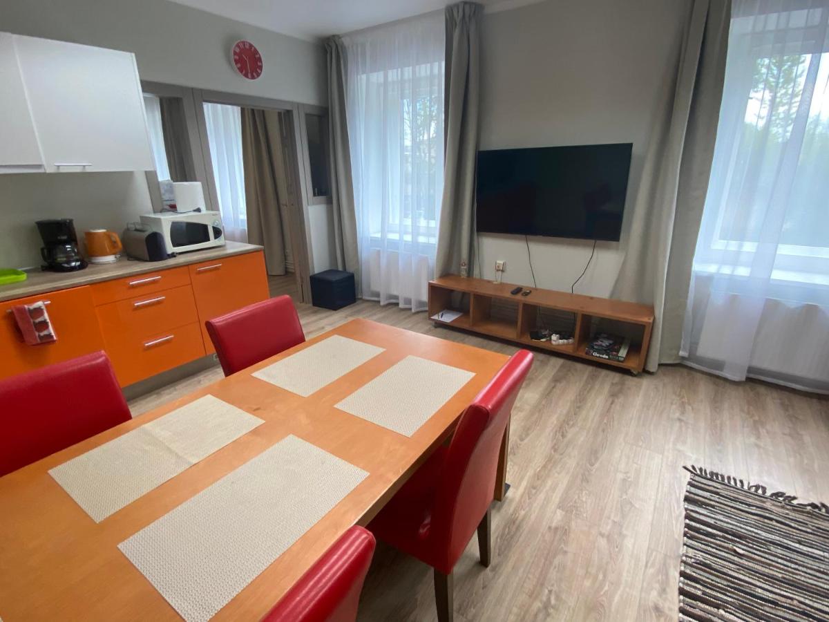 Family or Group Apartment in Silent Center - Housity