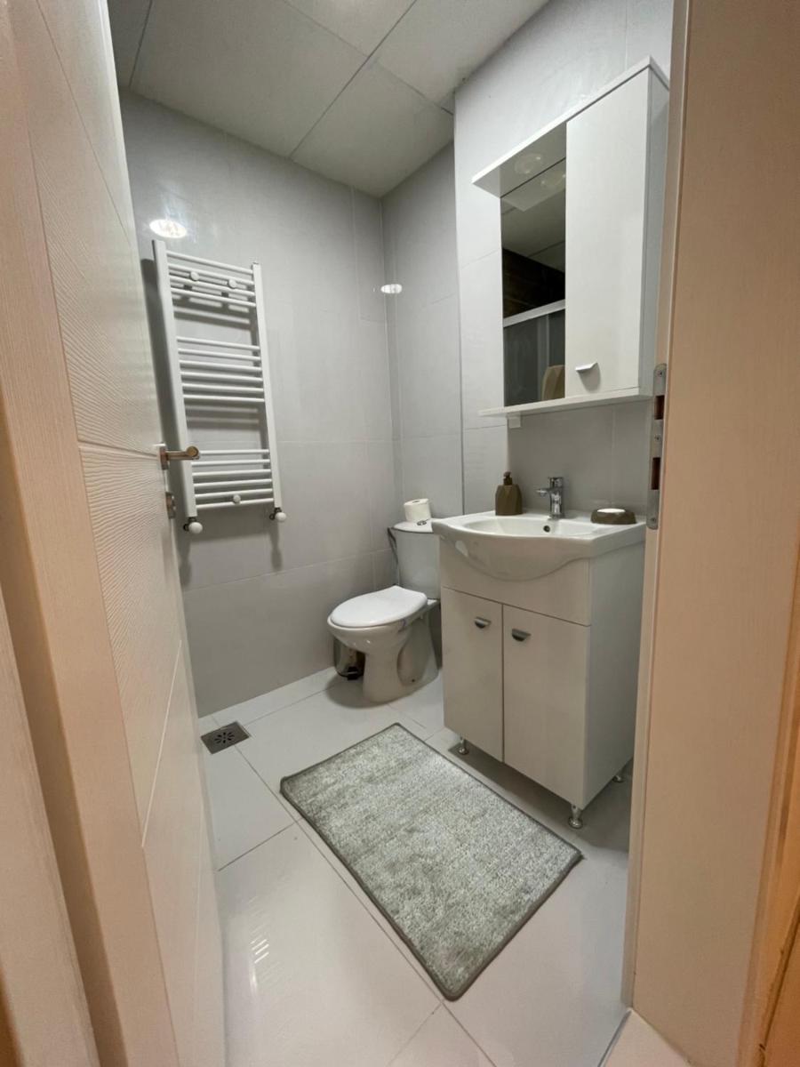 Suitetrails - Skopje Apartments near central Bus Station JK APARTMENTS