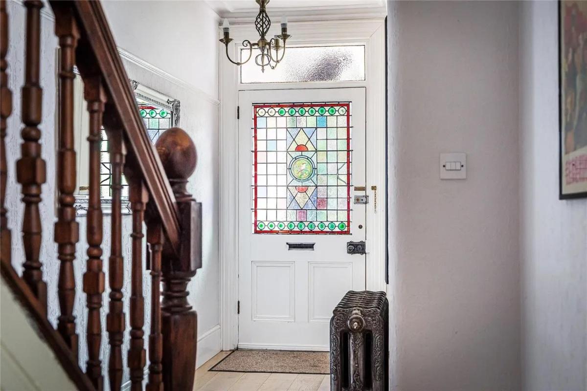 Grand Edwardian House - Housity