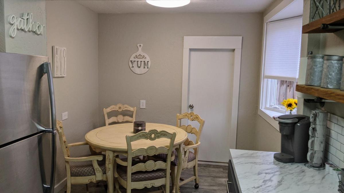 The Cozy Idaho Gem - Housity