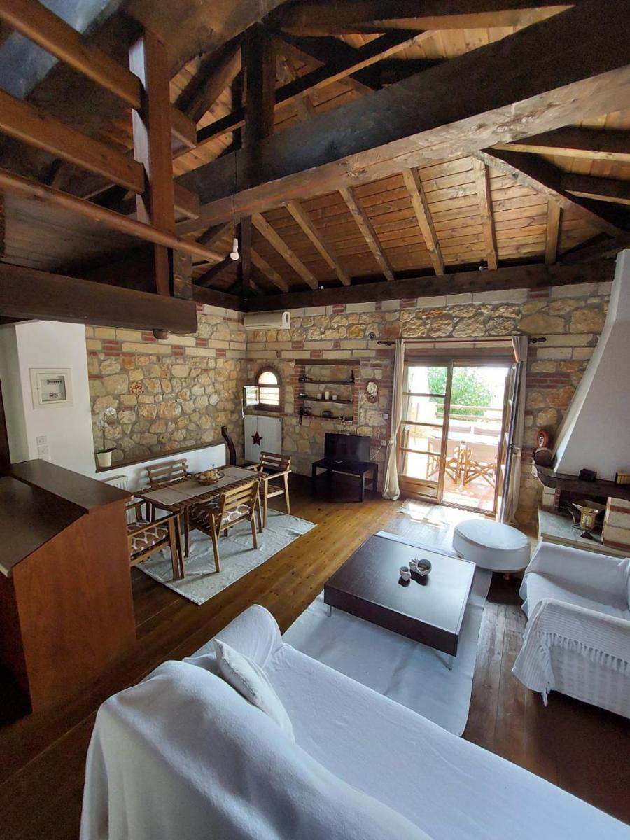 ANASTASIA STONE HOUSE - Housity