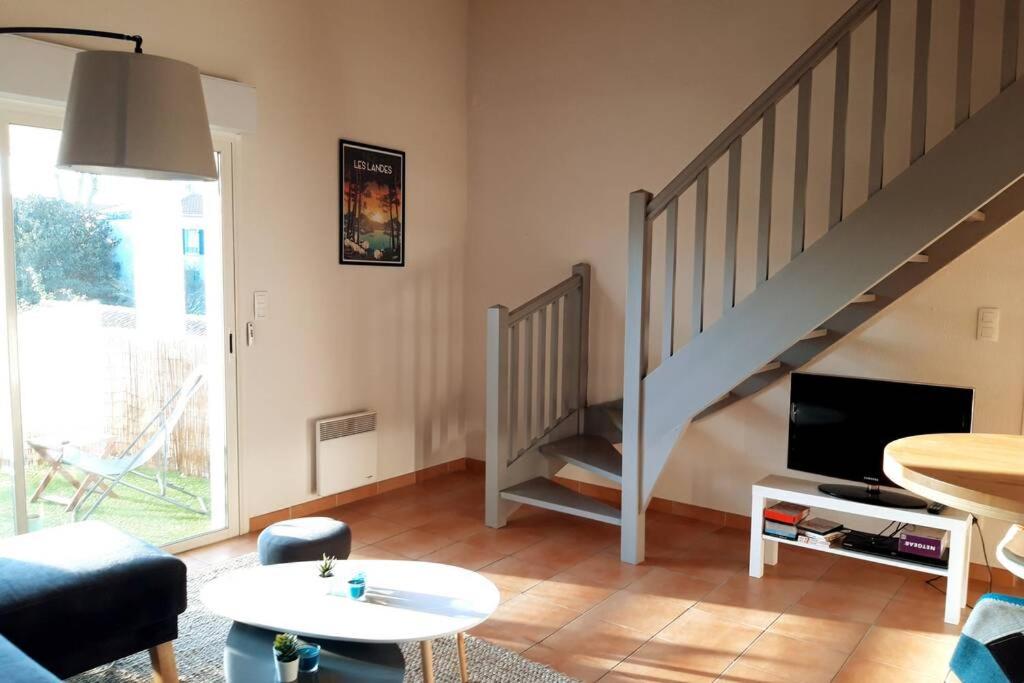 T3 duplex lumineux en centre-ville (plage à 10mn) - Housity