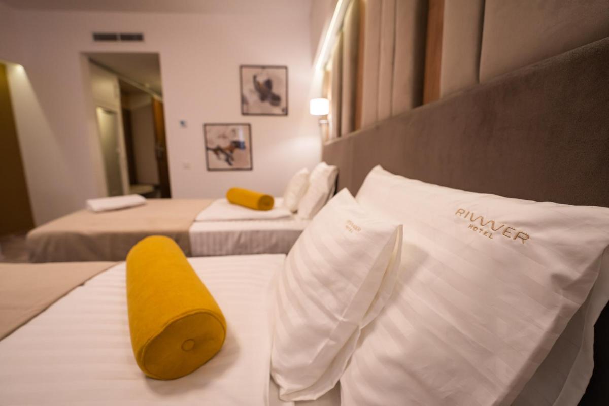 Hotel River - Housity