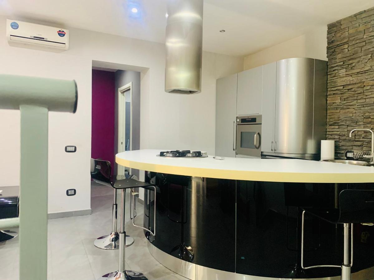 Moderno appartamento con terrazzo - Housity