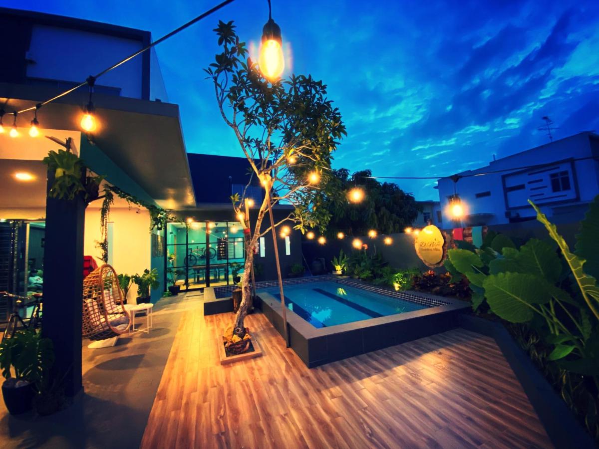 D Niice Garden View with Private Pool Bukit Indah, Johor Bahru - Housity