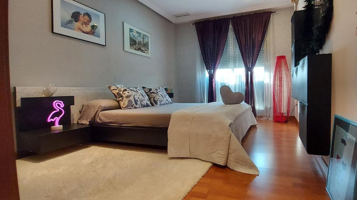 De paso - Housity