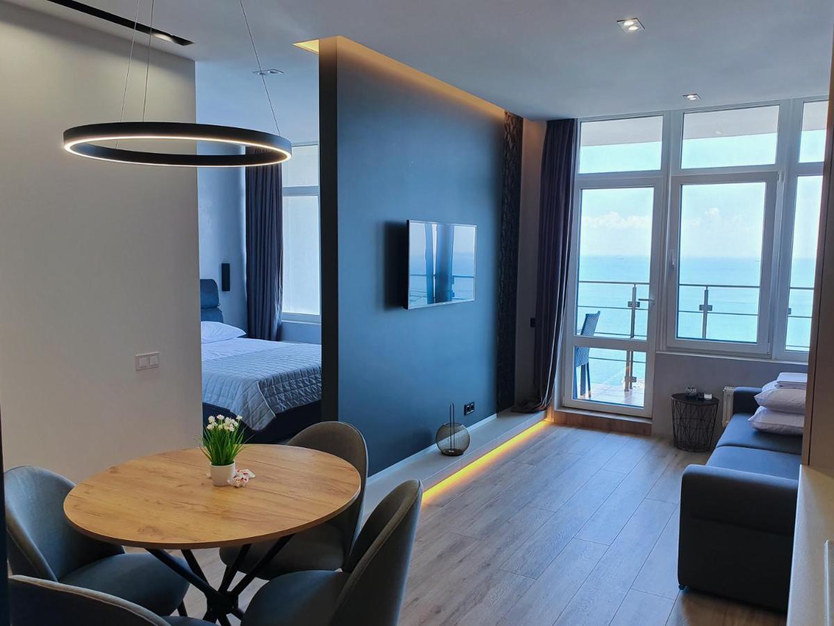 Level 24 - Sea & Sky View Apartment - Housity