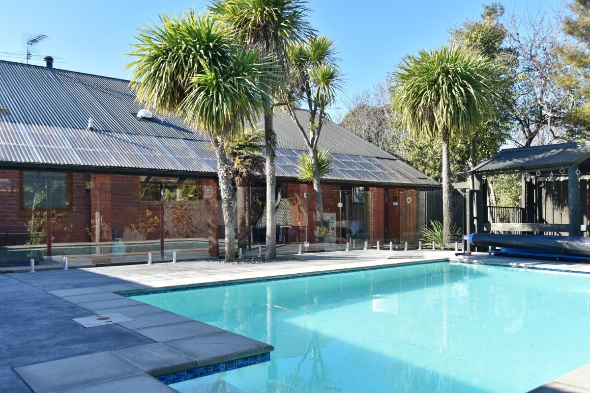 Leithfield Beach - Christchurch Holiday Homes - Housity