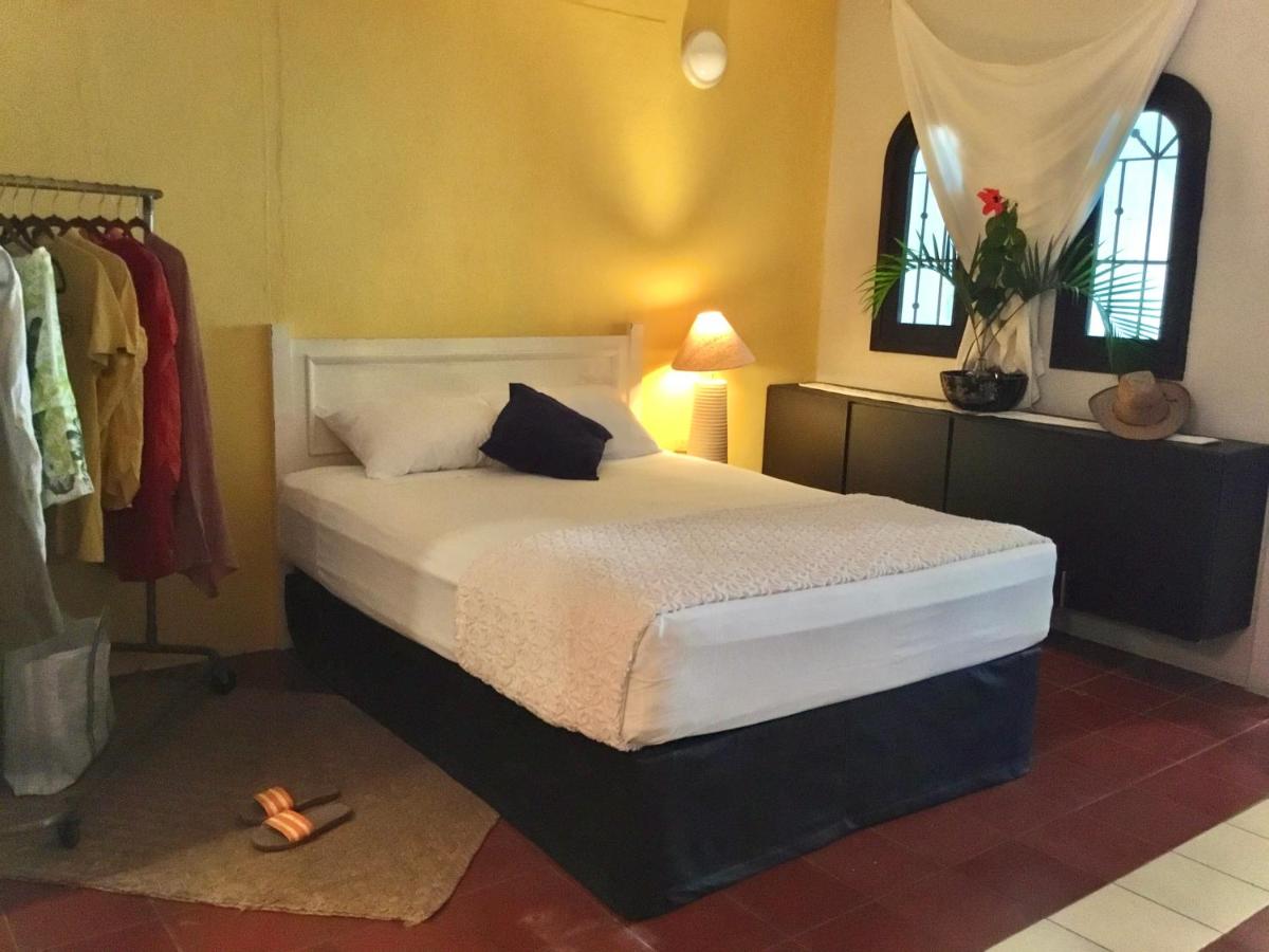 Loft Near Beach RG1 - Housity