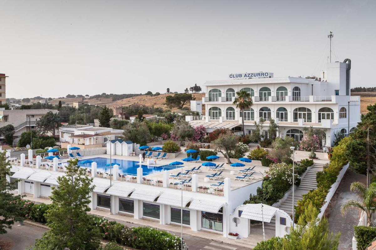 Club Azzurro Hotel & Resort - Housity