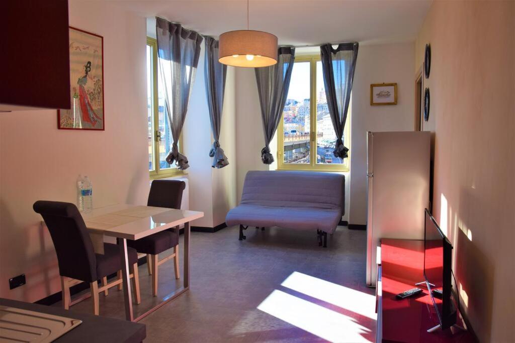 Bluhouse - Housity