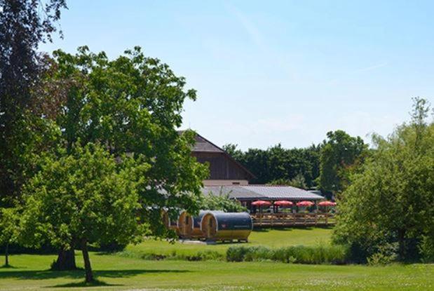 SCHLAFFASS-DORF Restaurant am Golfplatz GC Pischelsdorf Gut Kaltenhausen - Motorradfahrer WILLKOMMEN! - Housity