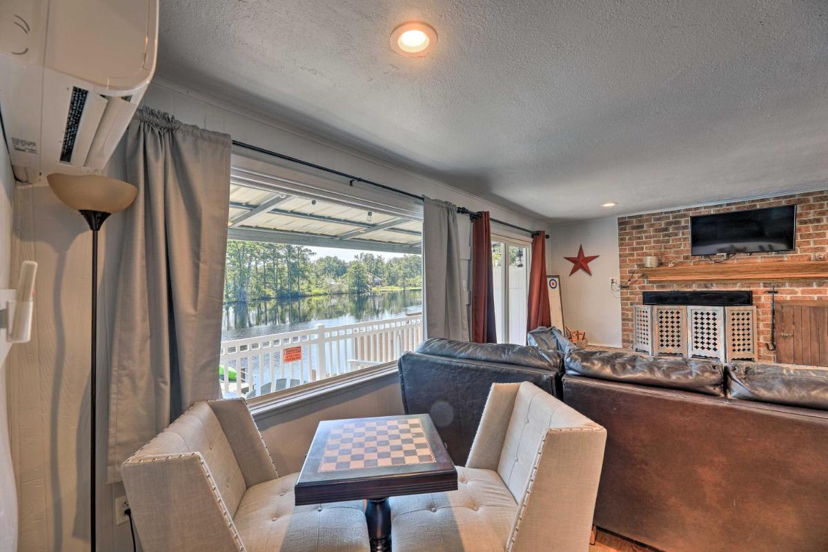 The Grey Goose Waterfront Home with Beach - Housity