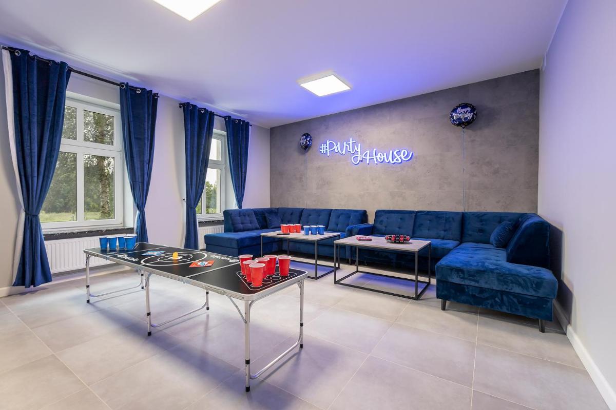 #PartyHouse Poznan Wilda - Housity