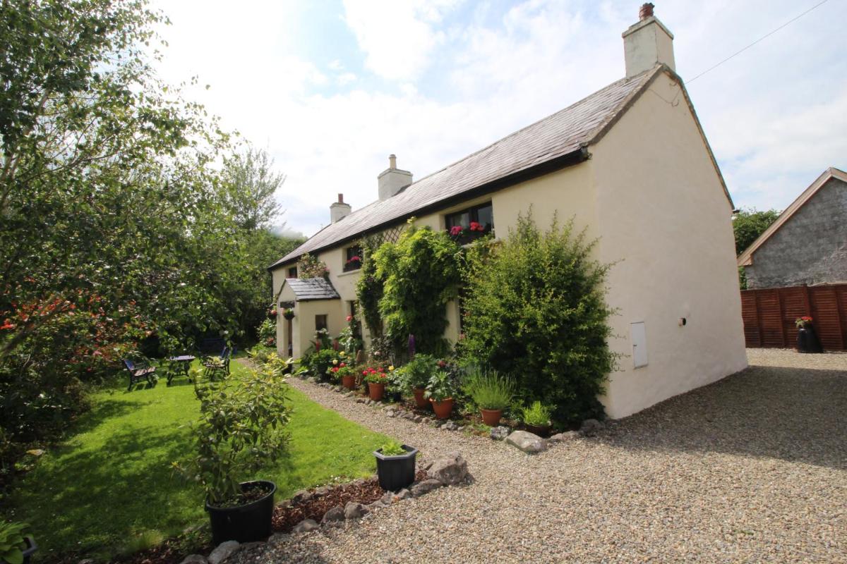 Beautiful 300 year old traditional country cottage - Housity