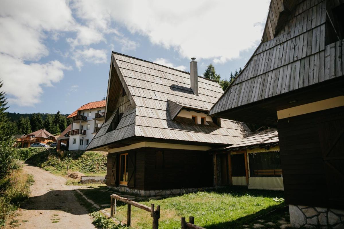 Holiday Home Elena - Housity