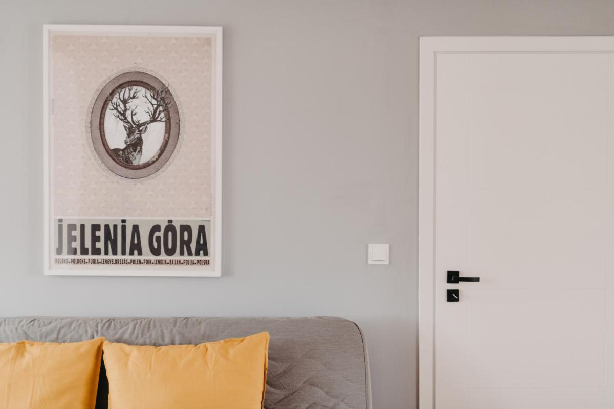 Jeleni Zakątek - apartament w stolicy Karkonoszy - Housity