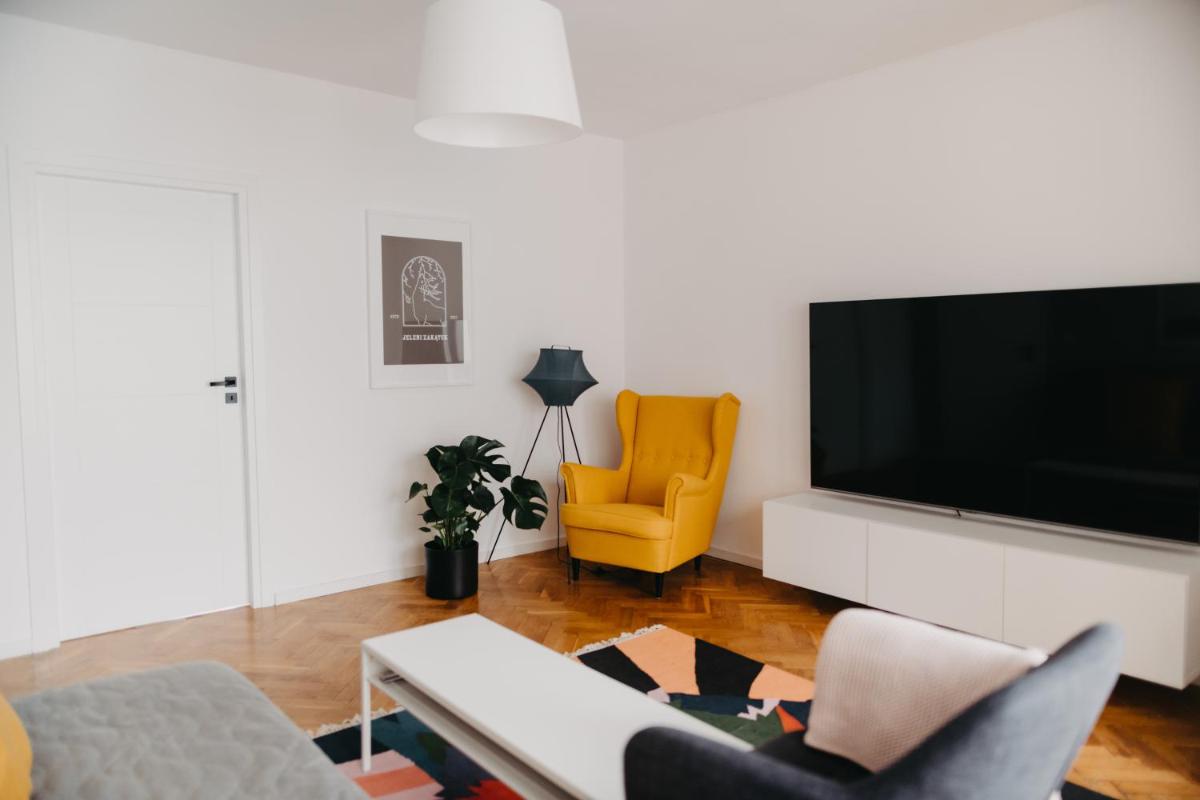 Jeleni Zakątek - apartament w stolicy Karkonoszy - Housity