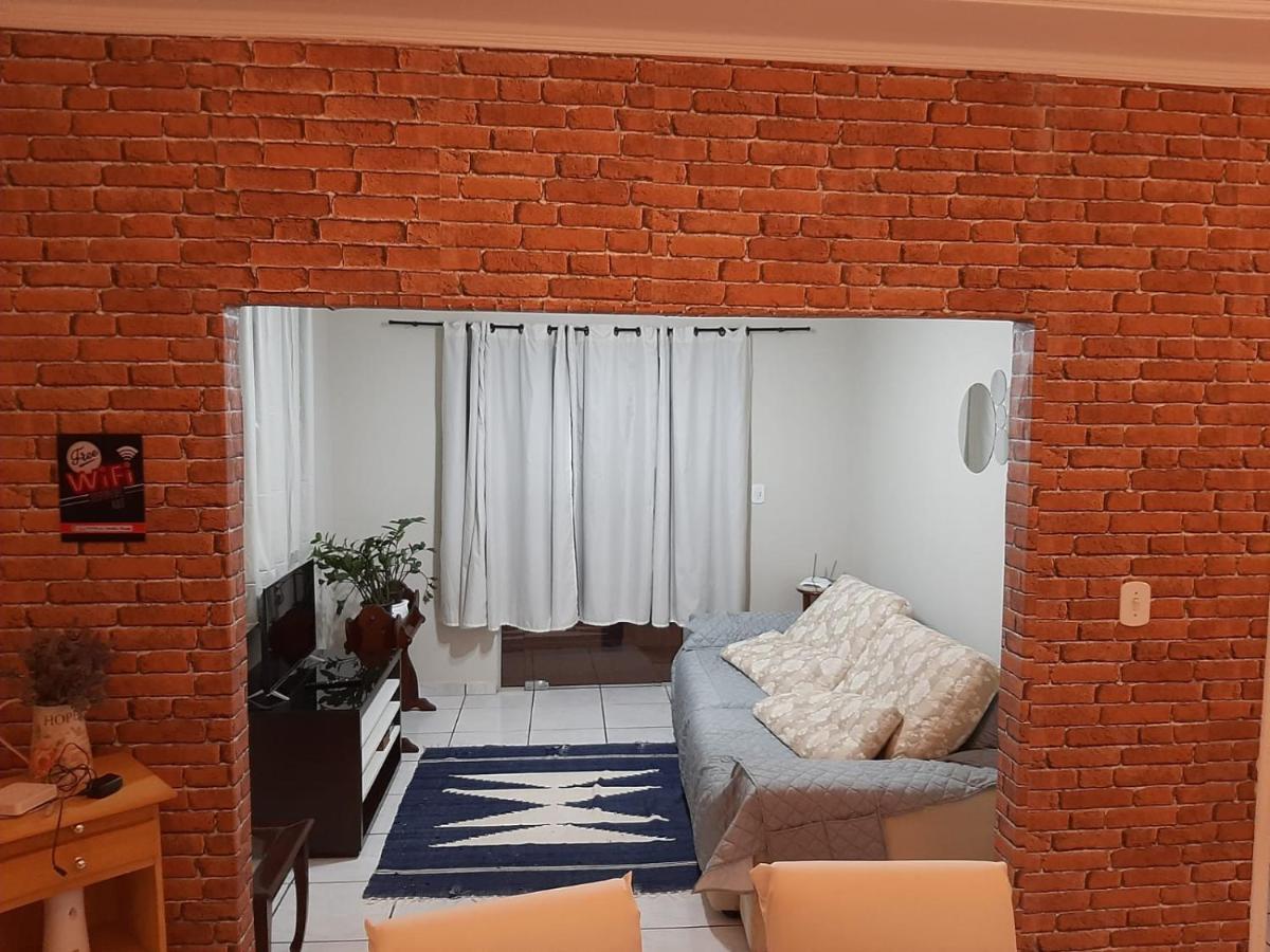 Casa São Sebastião inteira - Housity