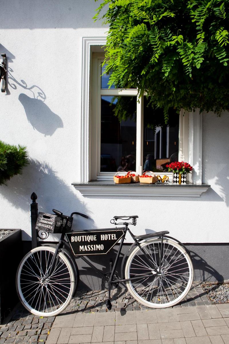 Boutique Hotel Massimos - Housity