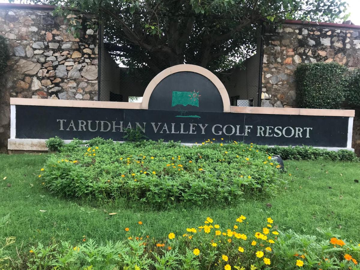 Premium Apartment in Tarudhan Valley Golf Resort - Housity