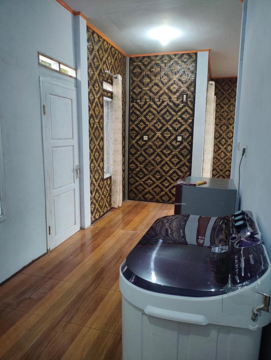 Villa SB Bukit Panorama - Housity