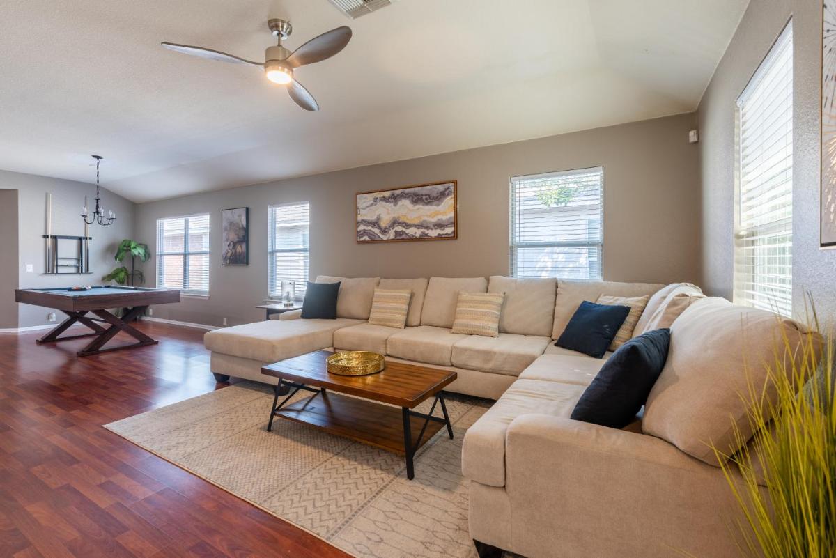 House with Patio & Hot-Tub by 6Flags & Seaworld - Housity
