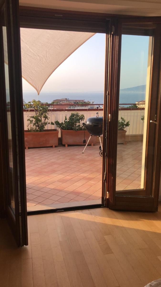 Chiara Home Sorrento - Housity