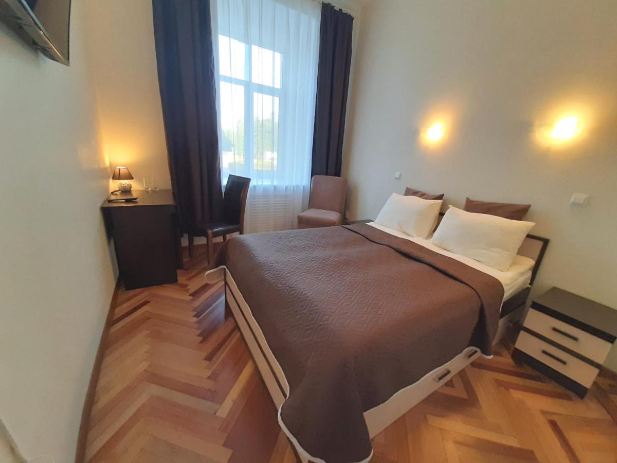 Park Hotel Country - Housity