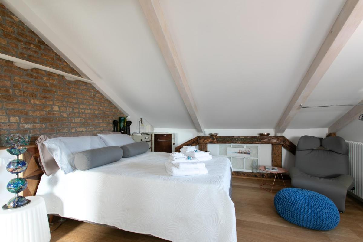 Biennale Gallery Loft - Housity