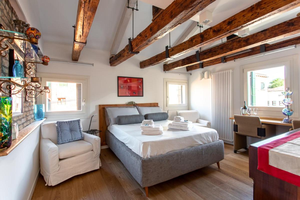 Biennale Gallery Suite - Housity