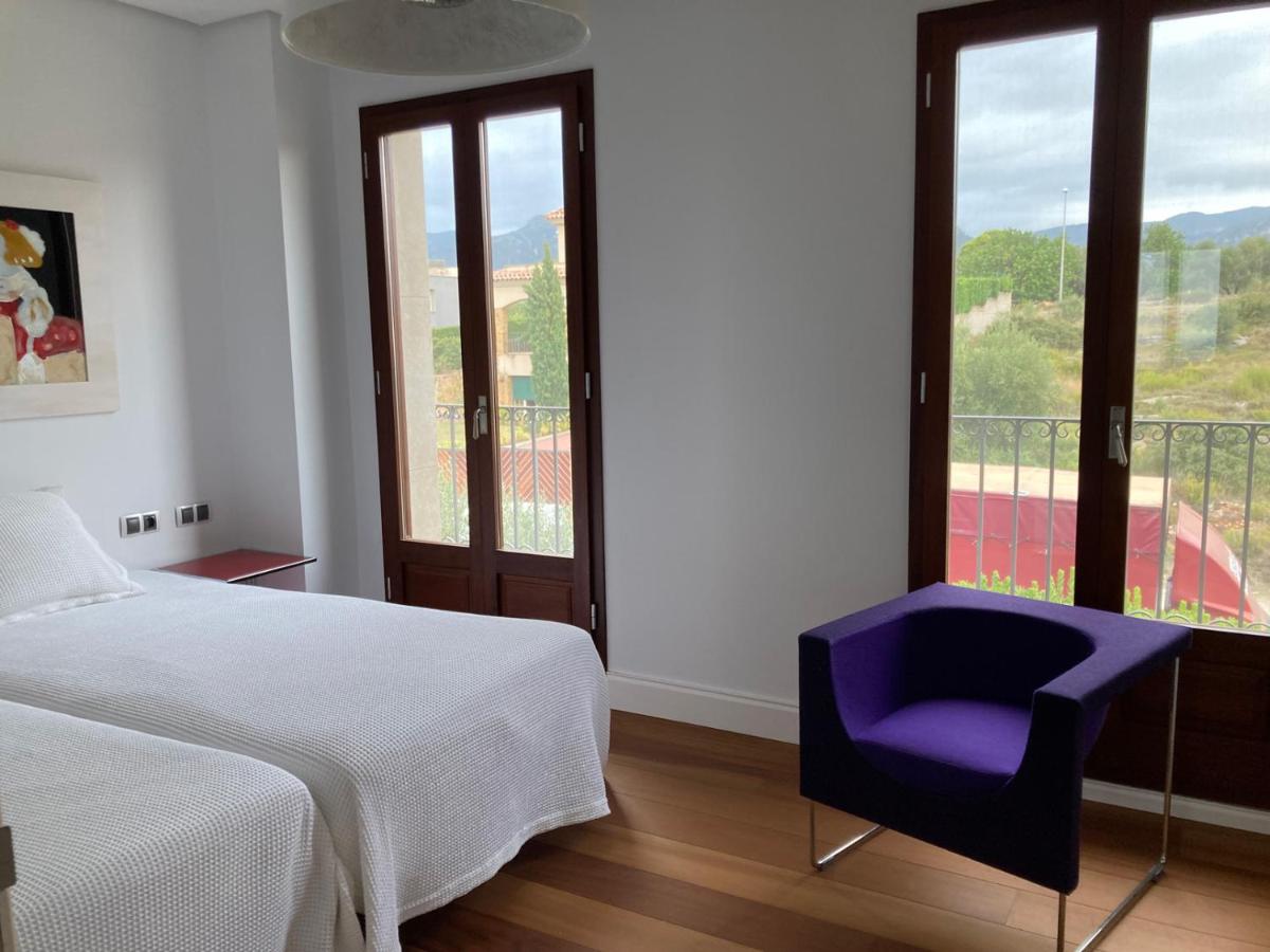 Sis Pobles Bed&Breakfast - Housity