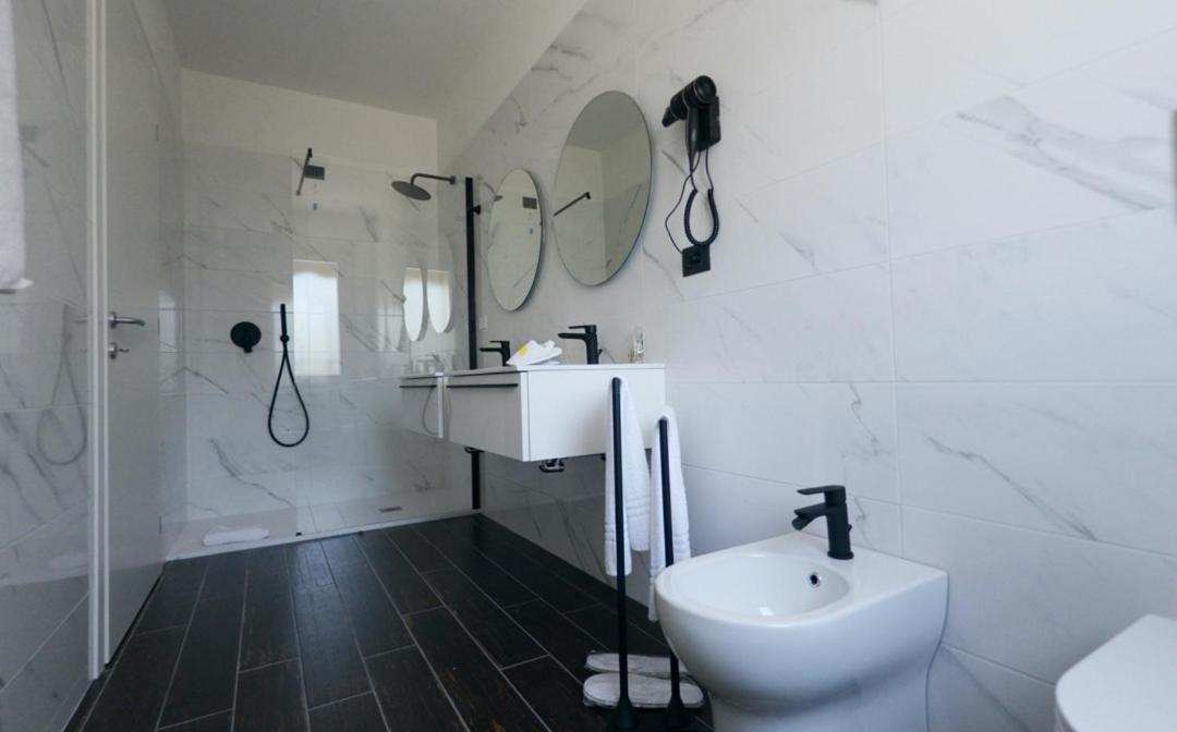 B&B Riva del Gallo - Housity