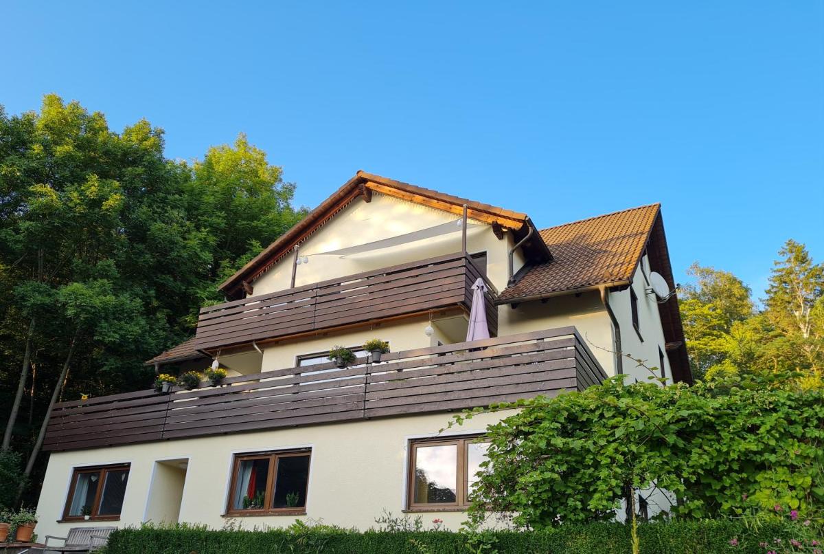 Ferienwohnung Schloss Burgk - Housity