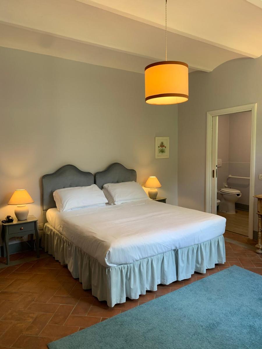 Hotel Albergo Villa Marta - Housity