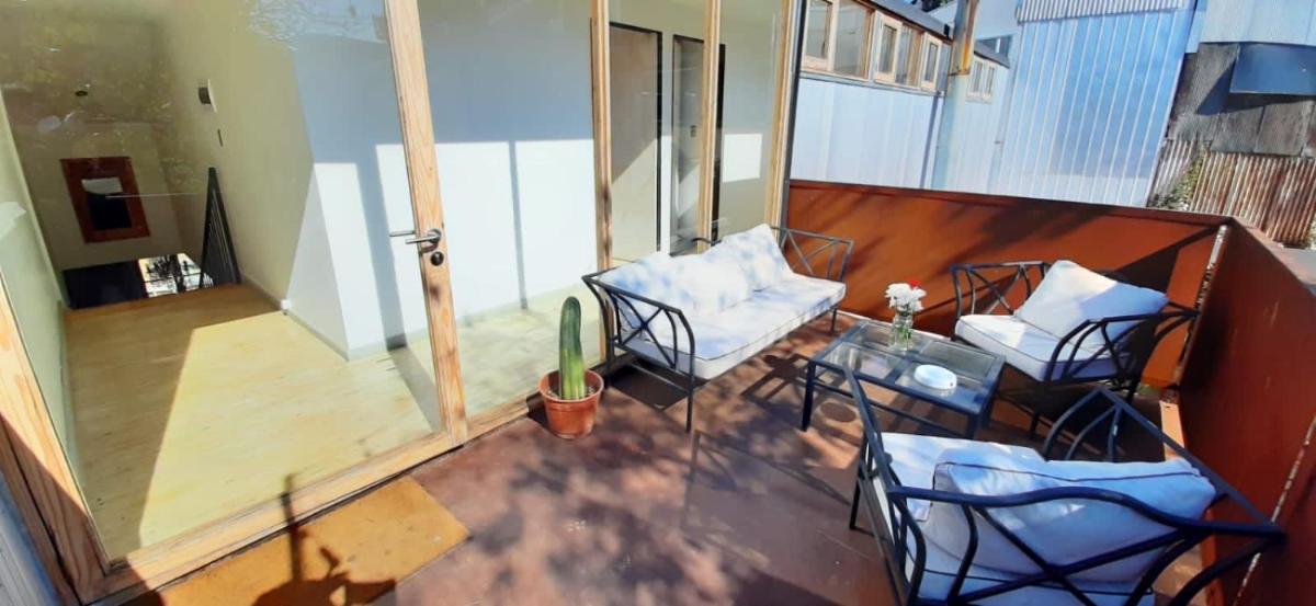 Escalera al Puerto Guest House - Housity