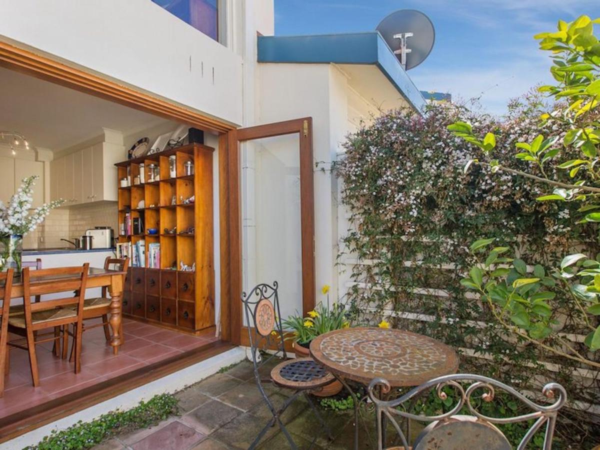 Seaviews Mornington - Housity