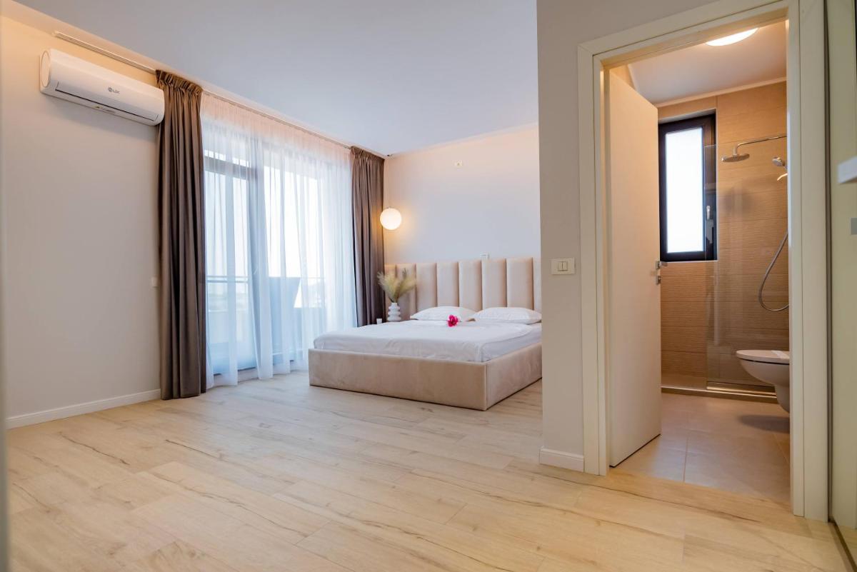 RIA Apartments - Housity
