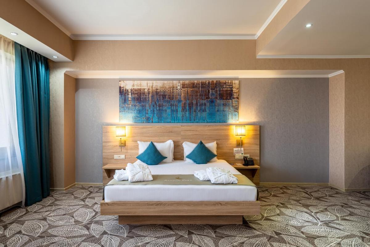 Renion Park Hotel - Housity
