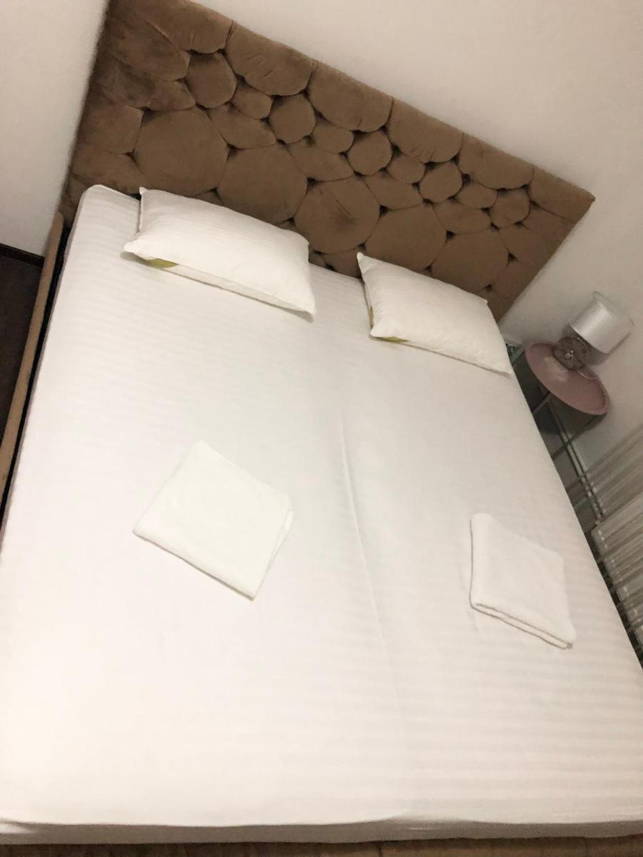 CONFORT GuestHouse - Housity